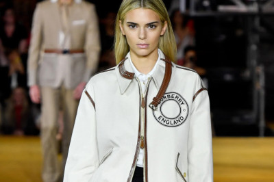 Kendall Jenner's Stunning Runway Looks: A Testament to Her Model Status