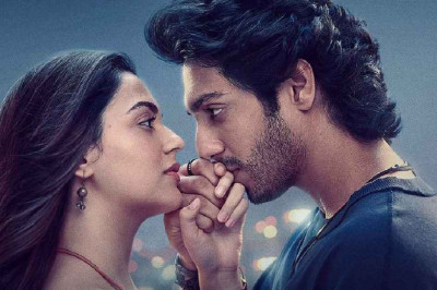 Saiyaara Crosses ₹400 Crore Worldwide on Day 12: Ahaan Panday & Aneet Padda Starrer Soars